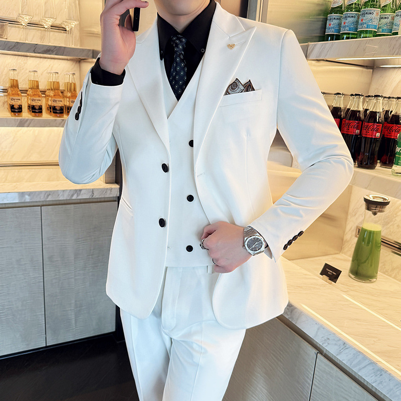 Men Formal Wear For Dinner - ชุดสูทผู้ชายสีขาว 3 ชิ้น ทรงเข้ารูป ปกแหลม สำหรับงานแต่งงาน