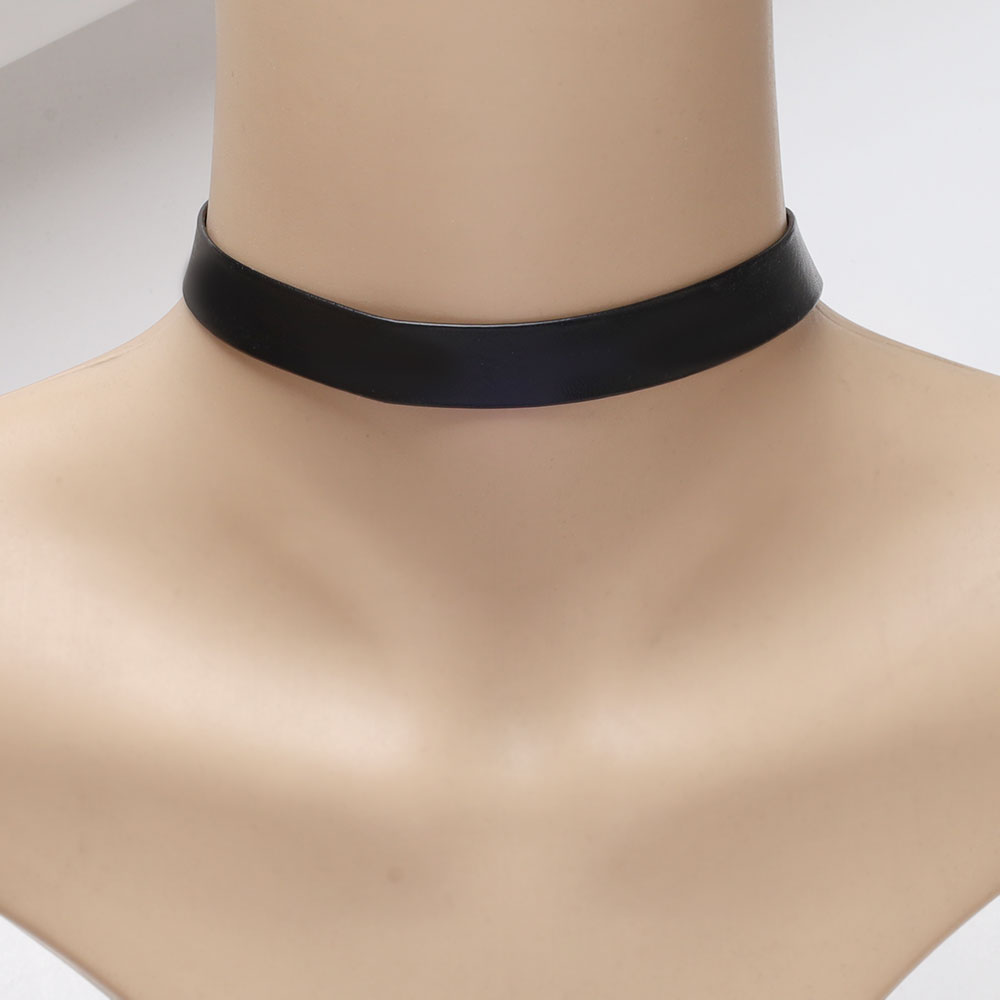 Men'S Gothic Formal Wear - Retro Gothic บุคลิกภาพคอปกหนังสีดําสร้อยคอ Clavicle CHAIN เหมาะสําหรับทุกวันและปาร์ตี้วันหยุดของขวัญ